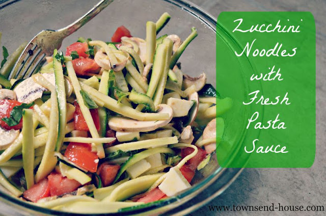 Zucchini Noodles with Fresh Pasta Sauce